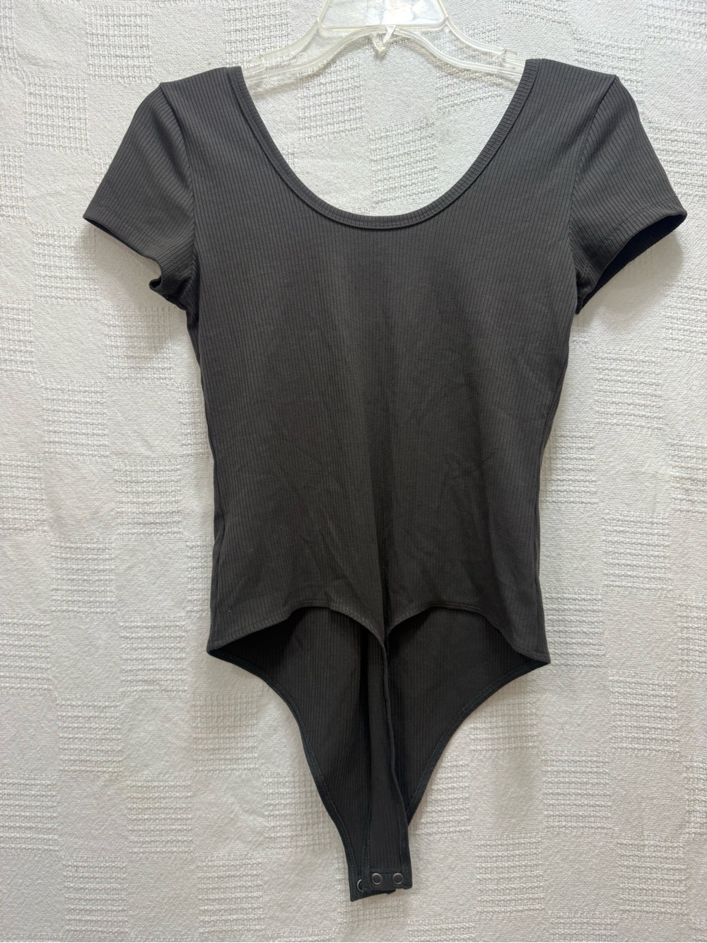 American Eagle Outfitters Ribbed Charcoal Scoop Neck Short Sleeve Bodysuit